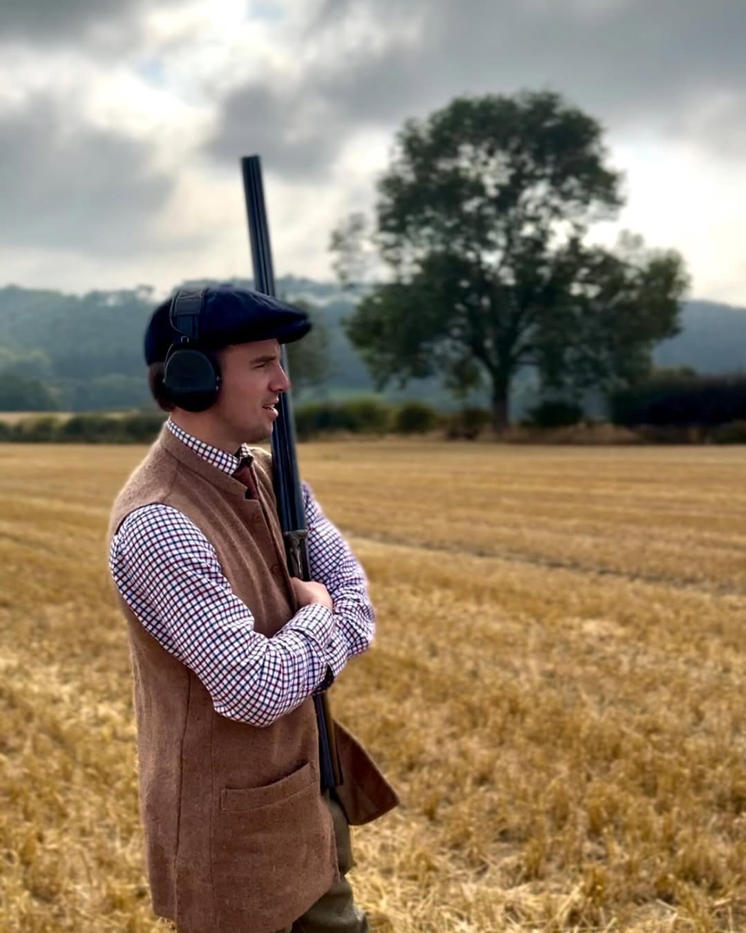 Unisex Nehru Jacket – 100% Wool | Handcrafted in Pakistan