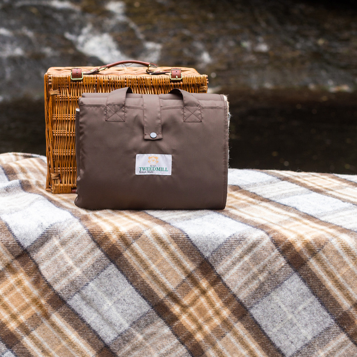 Glaze &amp; Gordon &#39;Severn&#39; Waterproof Picnic Blanket