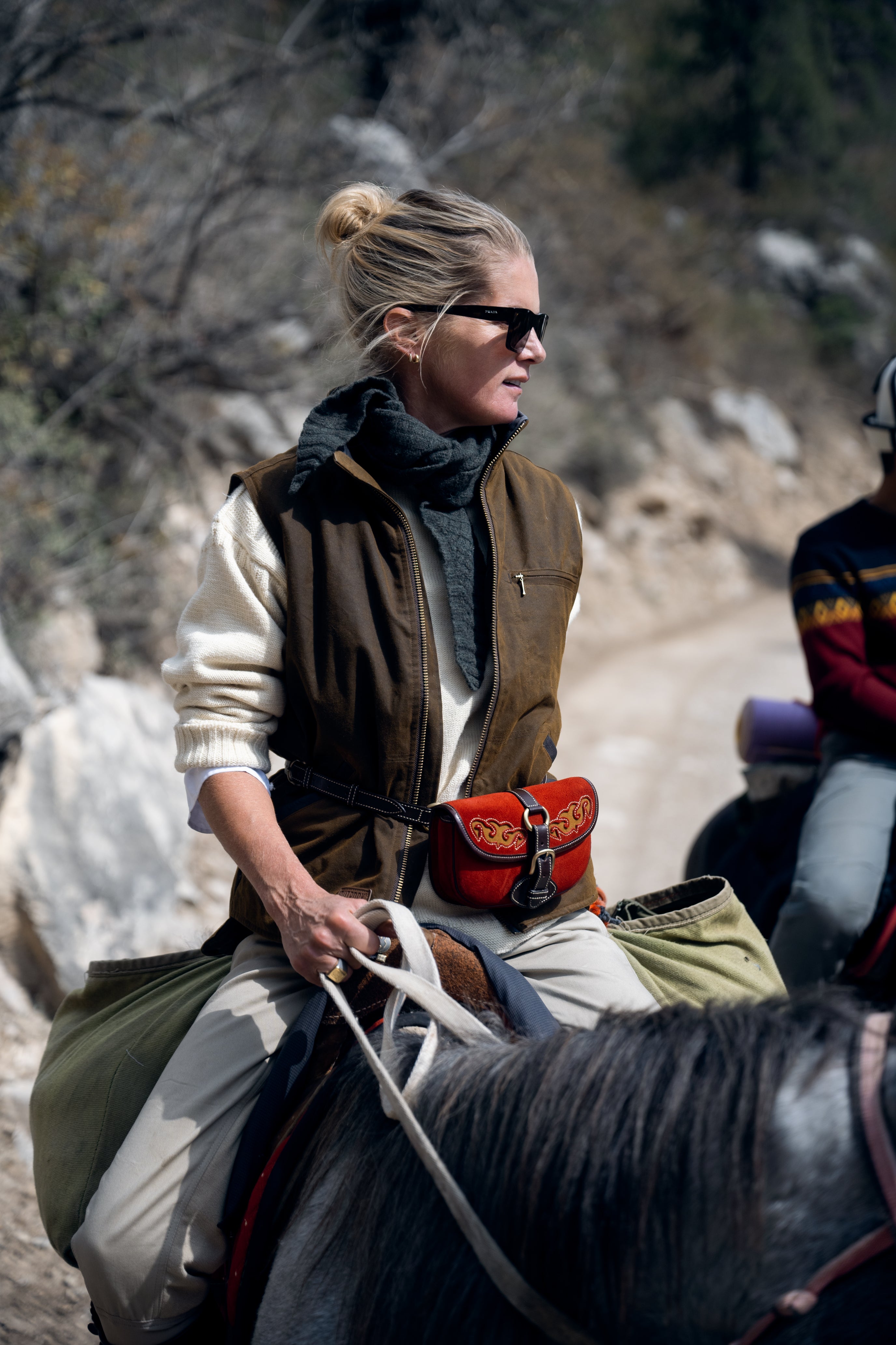 Outback Unisex Waterproof Oilskin Gilet - The Sawbuck – Glaze & Gordon