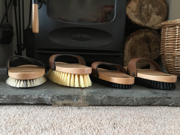 Sommer Grooming Brush Set