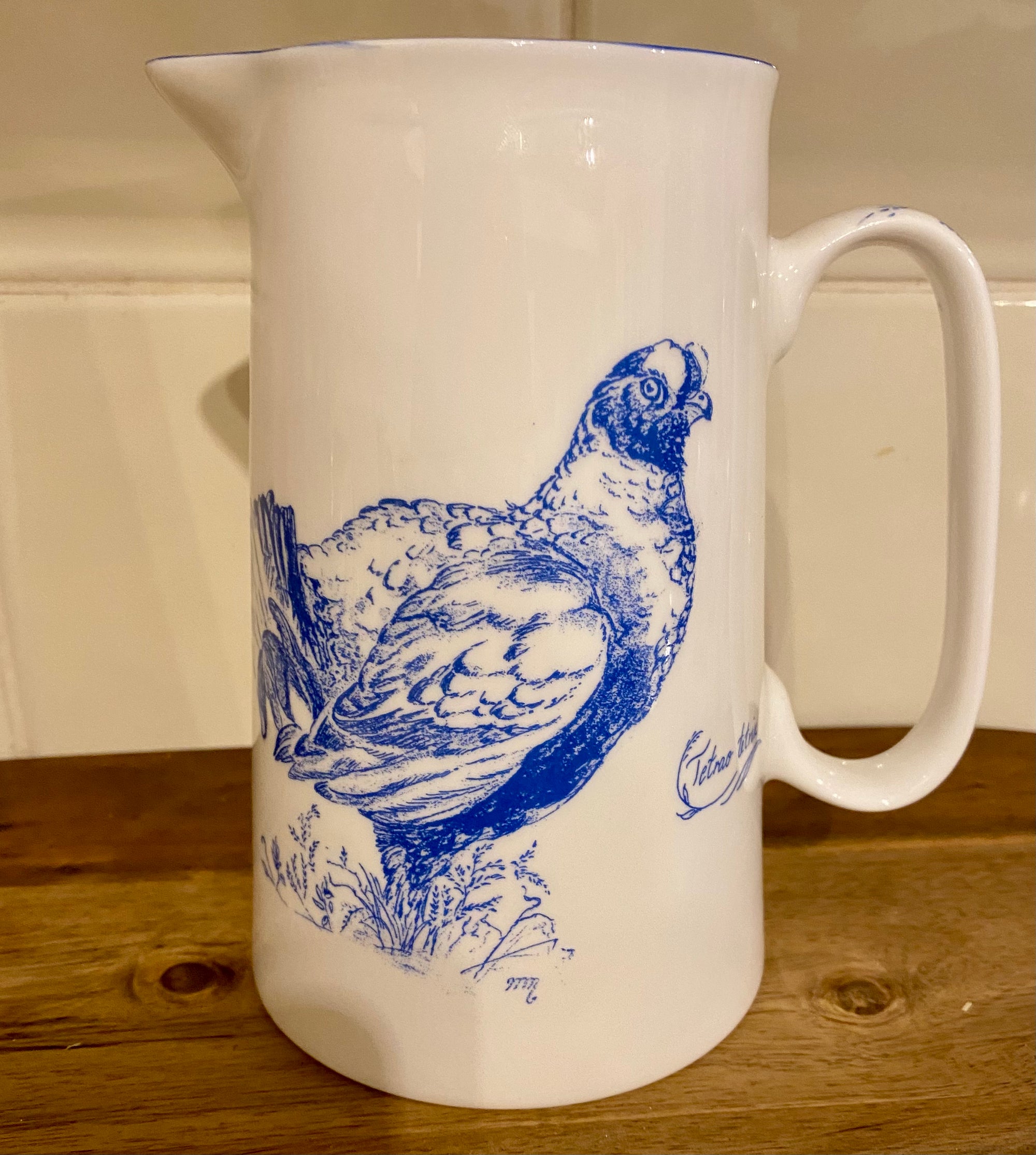 Muffet Monro Blue &amp; White 1.5 Pint Jug - Various Wildlife Designs